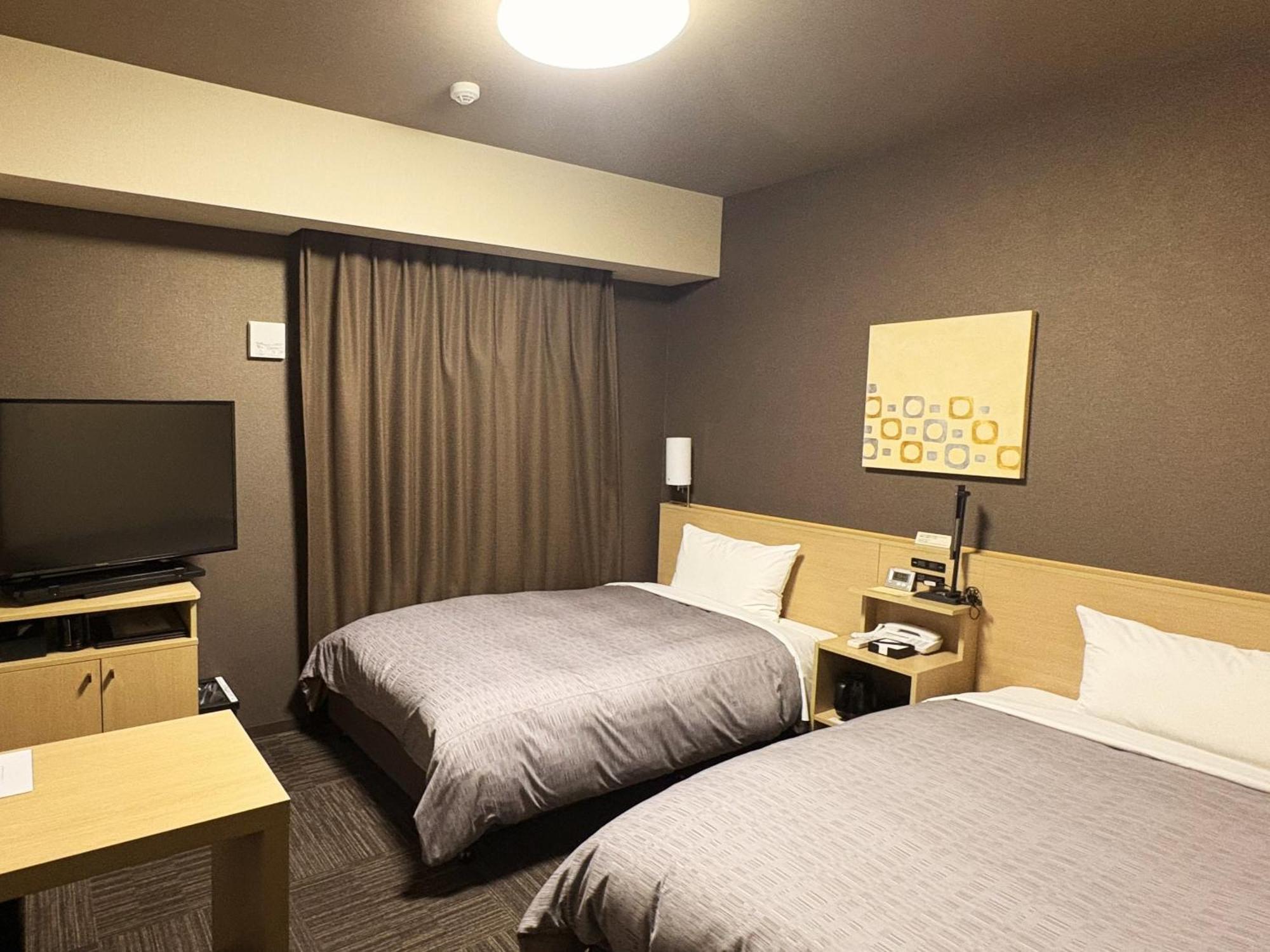 Hotel Route-Inn Utsunomiya Yuinomori -Lightline Yuinomori Nishi Ekimae- Ngoại thất bức ảnh